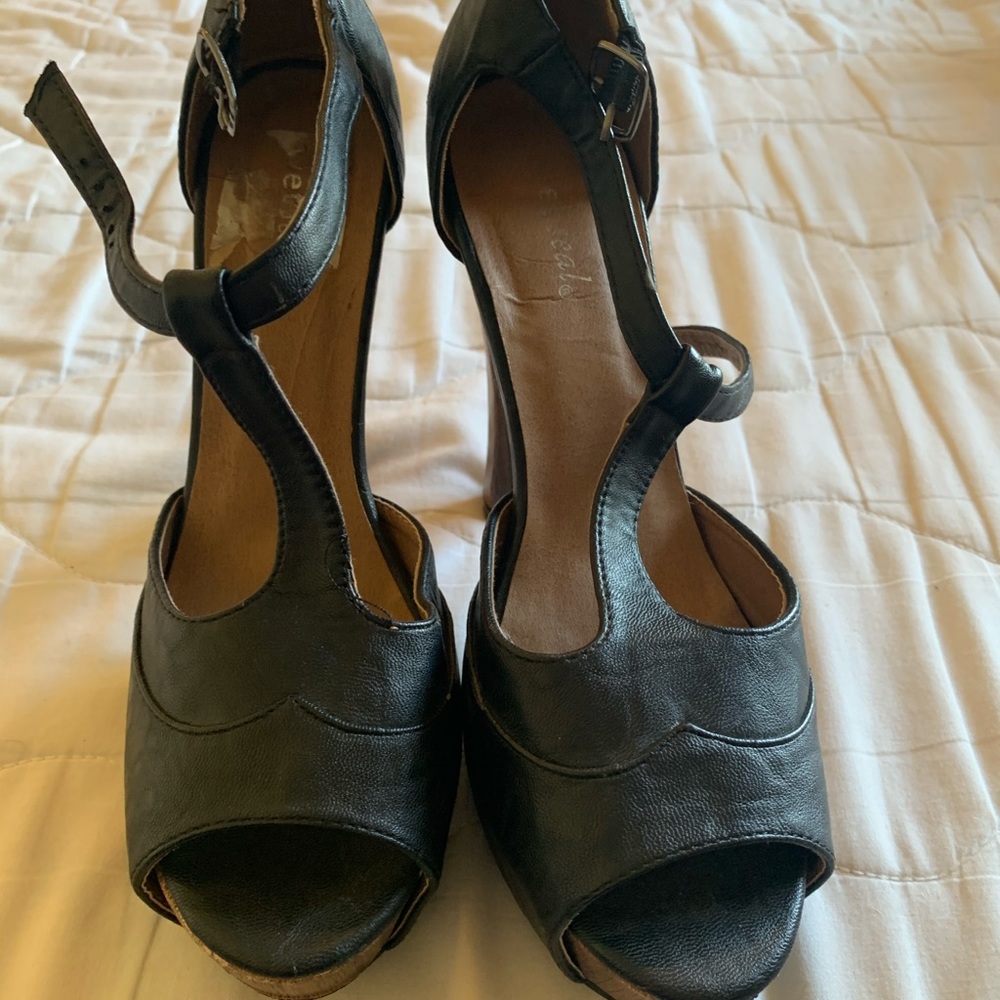 Wet Seal heels